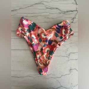 Skatie high waisted bikini bottom size small